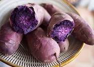 Rich in complex carbohydrates and fibre, purple sweet potatoes (also known as Satsuma-imo) trump their orange-hued counterparts with superior antioxidant and anti-inflammatory properties. 